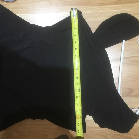 Black cropped jumpsuit with tie belt waist, NWT. SIZE Large. - Picture 6 of 9